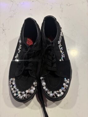 Embellished vans tennis shoes w 10 m 8.5